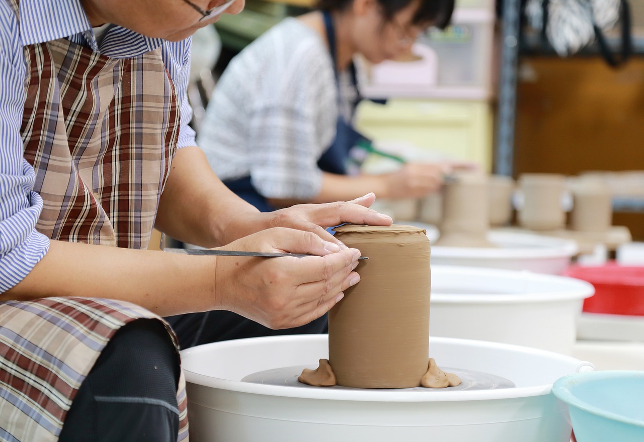 Everything about pottery making: From clay to kiln